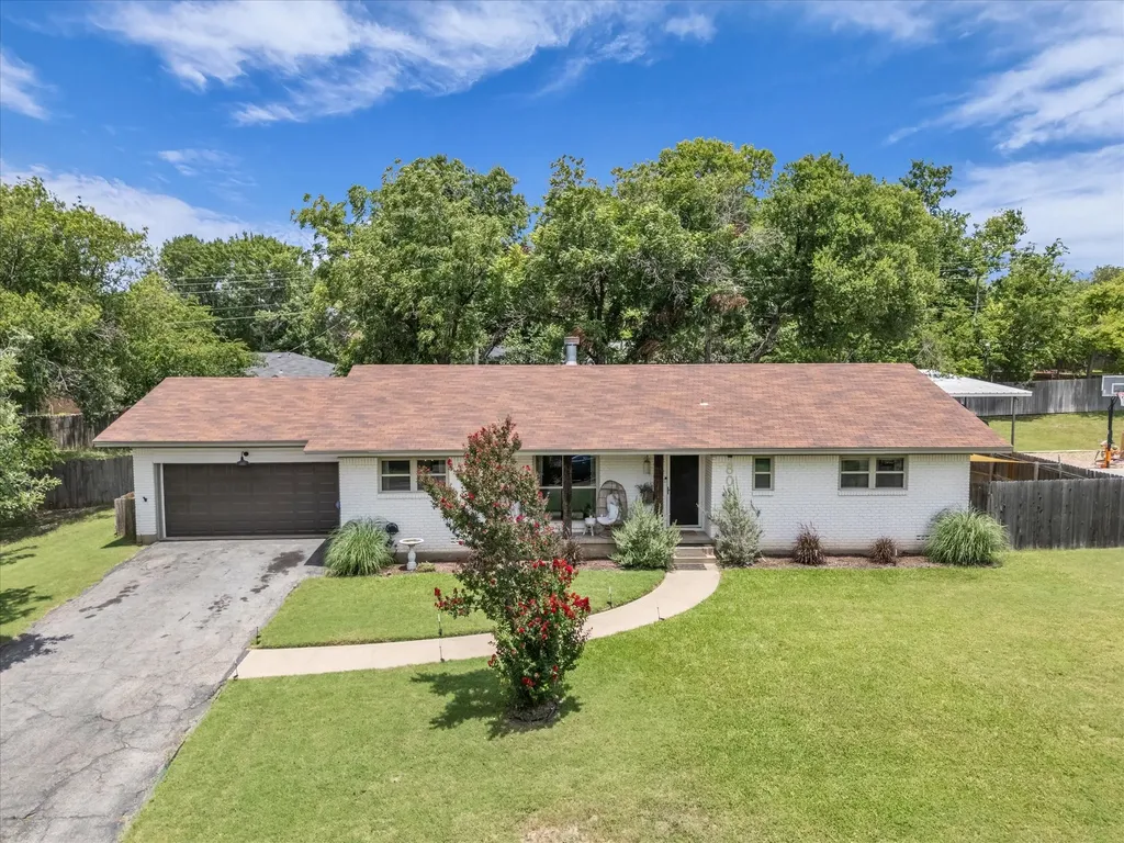 801 Gaywood Drive Woodway TX 76712
