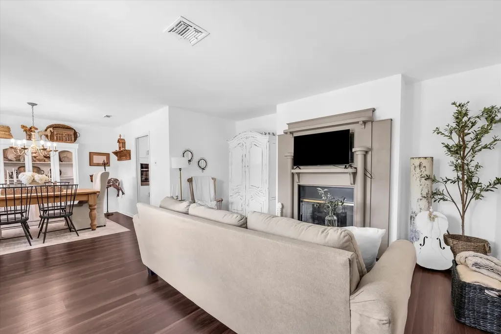 801 Gaywood Drive Woodway TX 76712