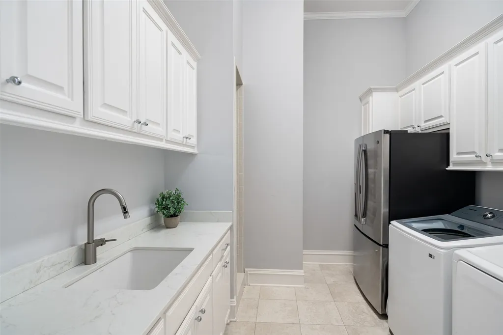2600 Redding Drive Plano TX 75093