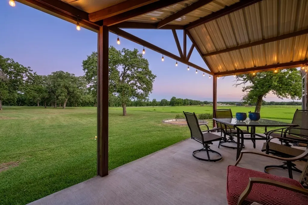 2022 Lamkin Road Mineral Wells TX 76067