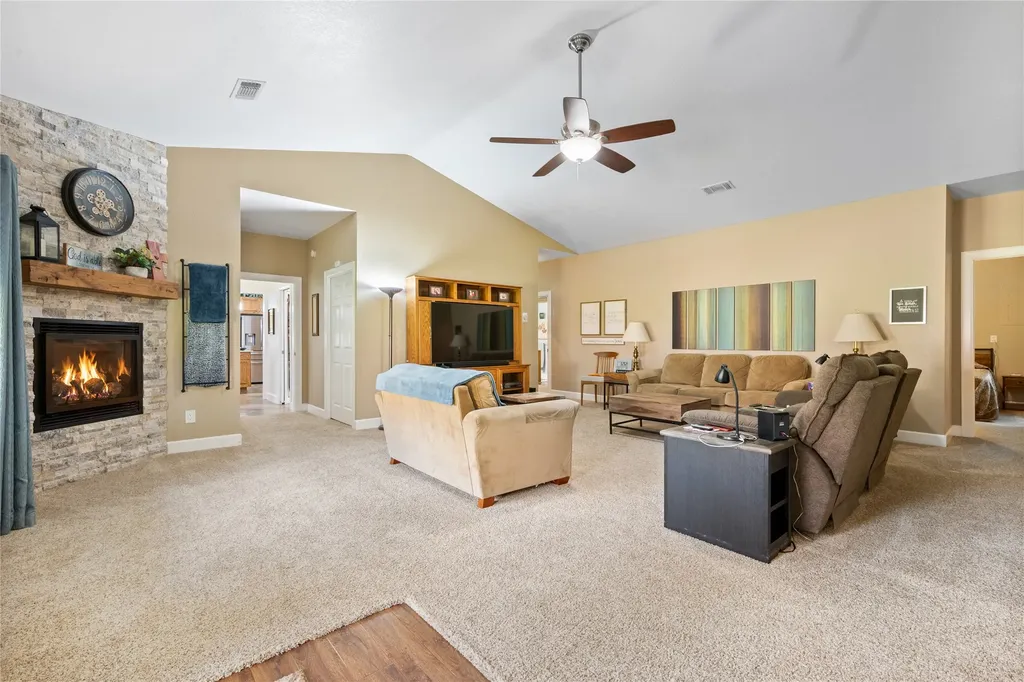 2022 Lamkin Road Mineral Wells TX 76067