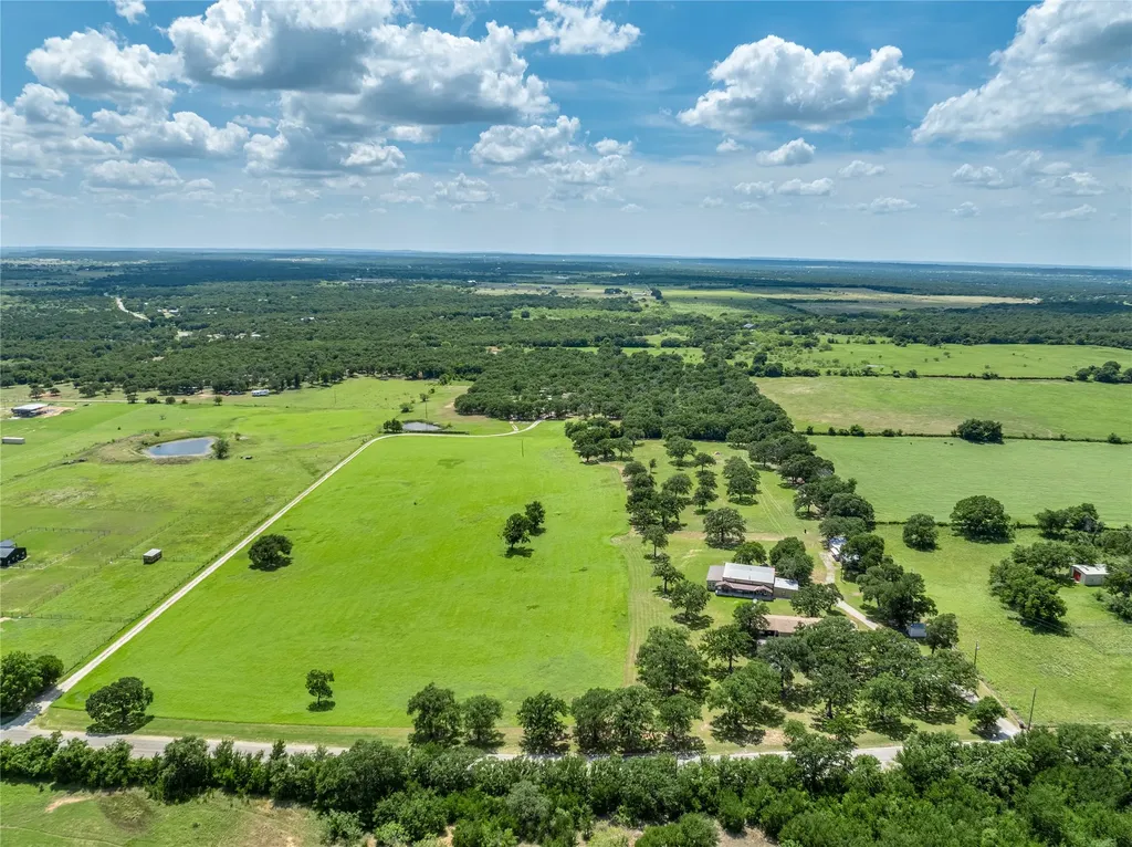 2022 Lamkin Road Mineral Wells TX 76067