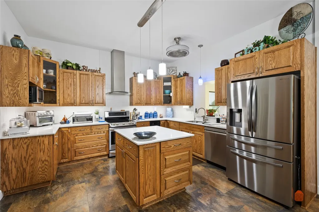 2022 Lamkin Road Mineral Wells TX 76067