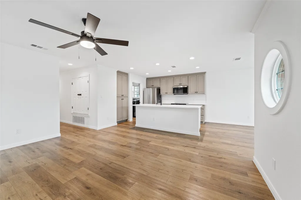 1903 S 11th Street Waco TX 76706