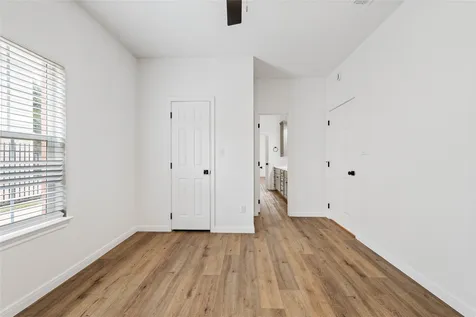 1903 S 11th Street Waco TX 76706
