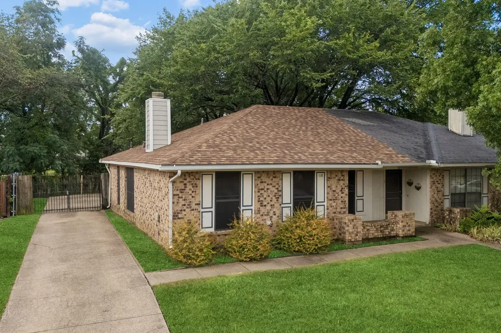 118 E Denton Drive Euless TX 76039