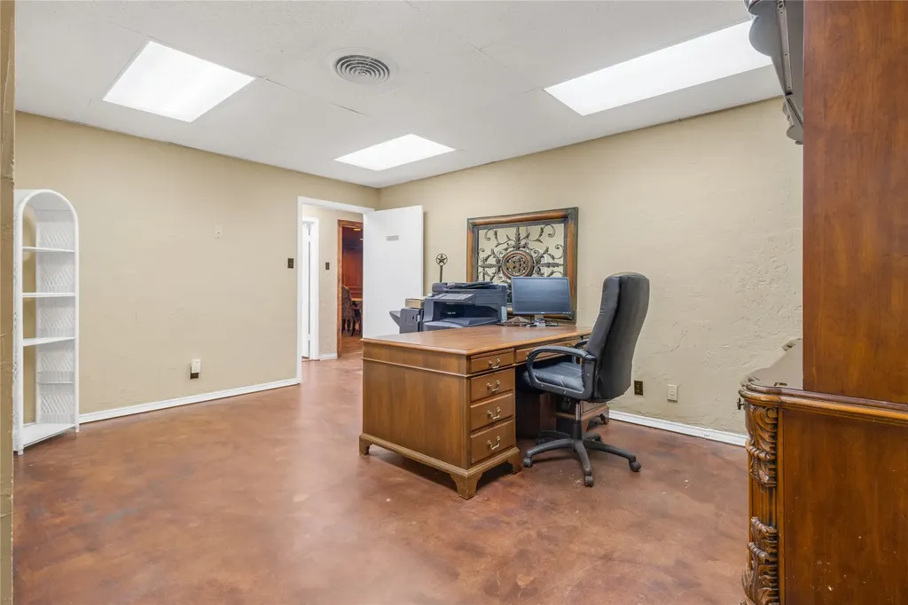 101 S Main Street Quitman TX 75783