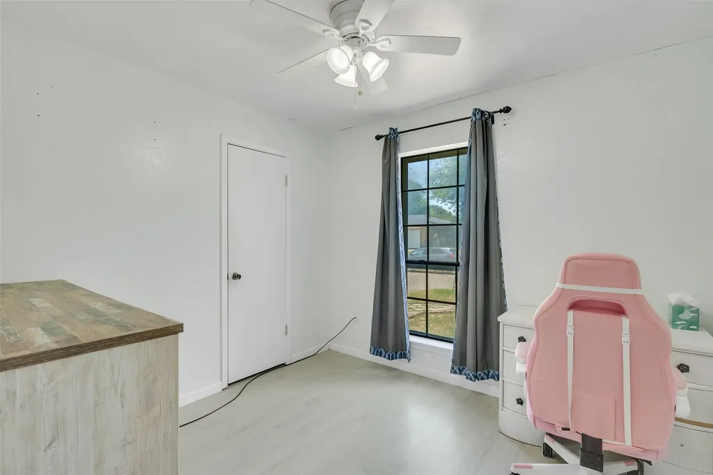 1832 Steinburg Lane Fort Worth TX 76134