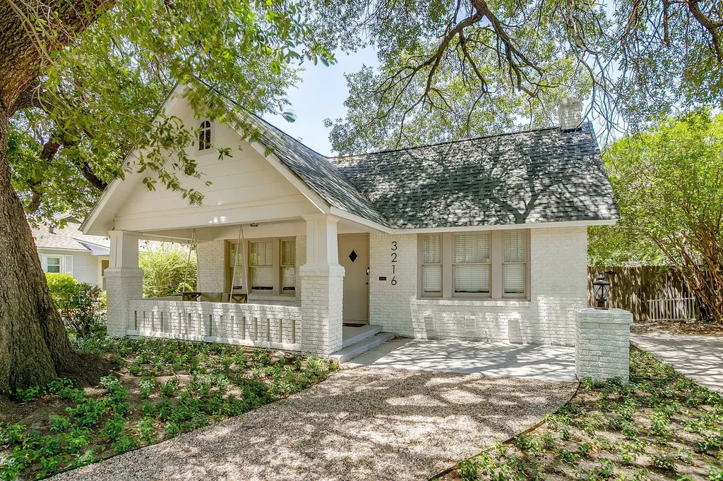3216 Cockrell Avenue Fort Worth TX 76109