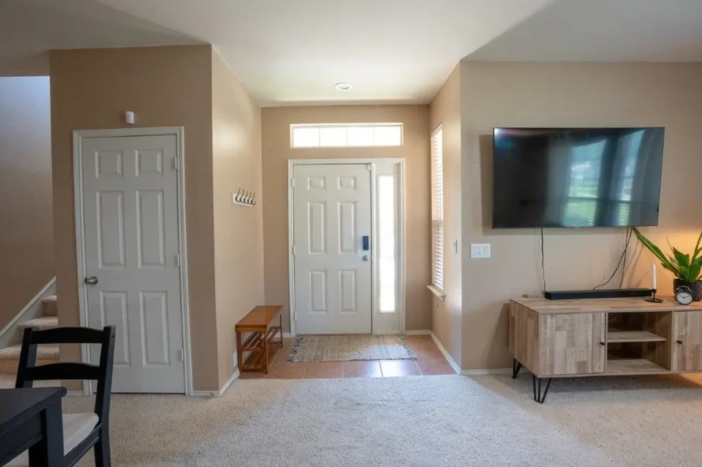 2210 Glacier Park Lane Grand Prairie TX 75050