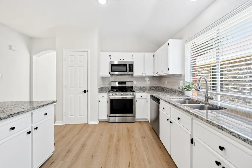 7606 Harbor Drive Rowlett TX 75088