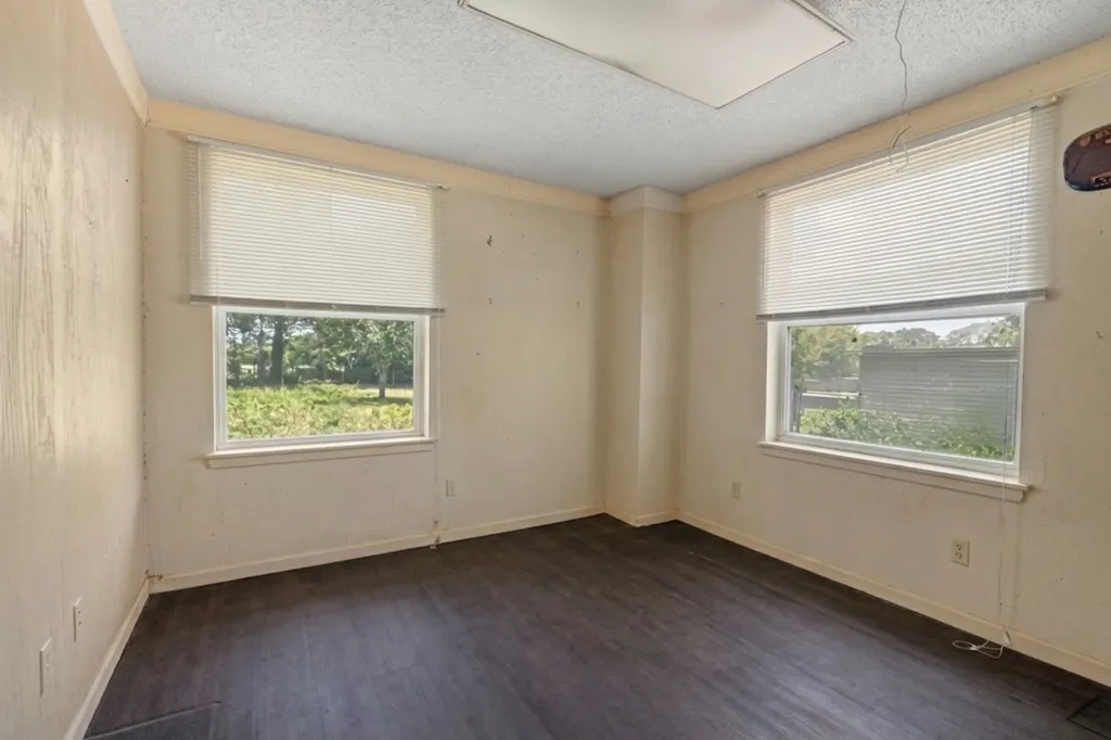 2526 Hullette Avenue Lancaster TX 75134
