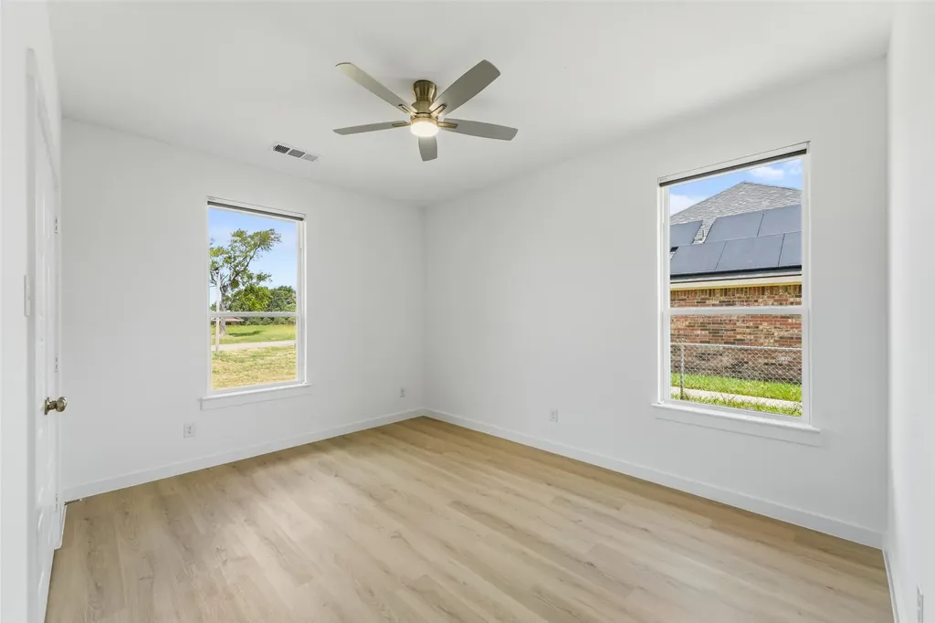418 Starboard Drive Gun Barrel City TX 75156