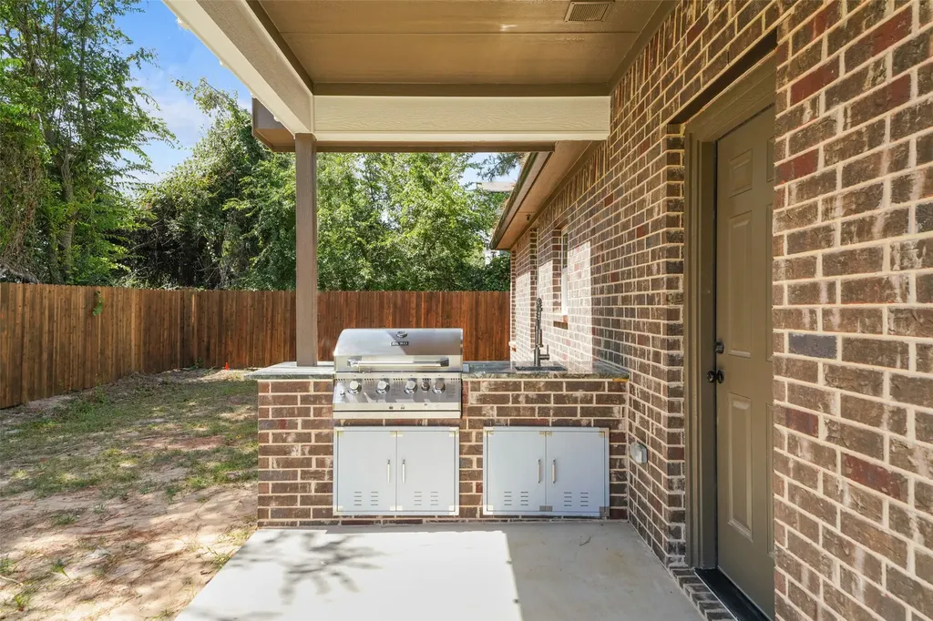 418 Starboard Drive Gun Barrel City TX 75156