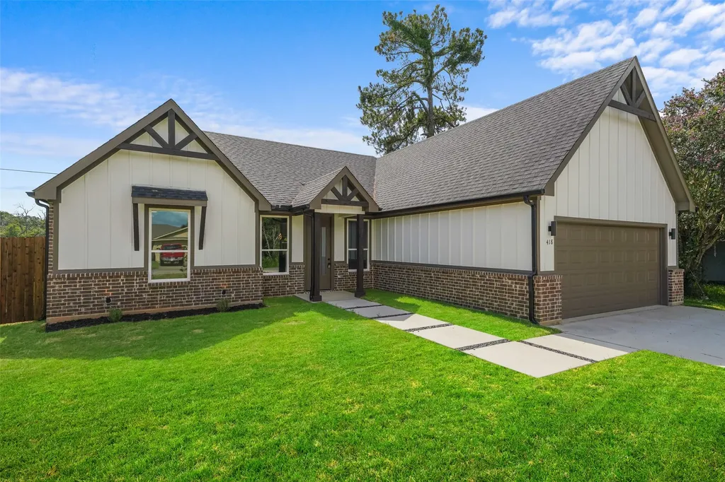418 Starboard Drive Gun Barrel City TX 75156