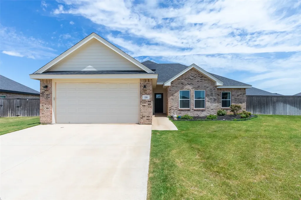 220 Moon Beam Path Abilene TX 79602