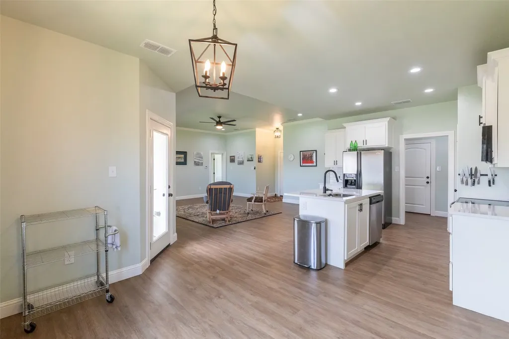 220 Moon Beam Path Abilene TX 79602