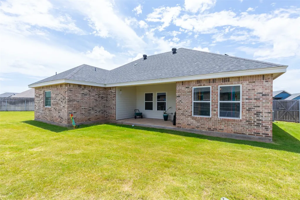 220 Moon Beam Path Abilene TX 79602