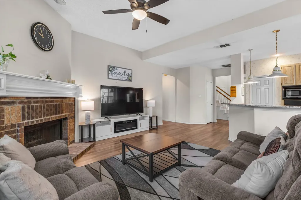 4105 Crest Ridge Drive Irving TX 75061