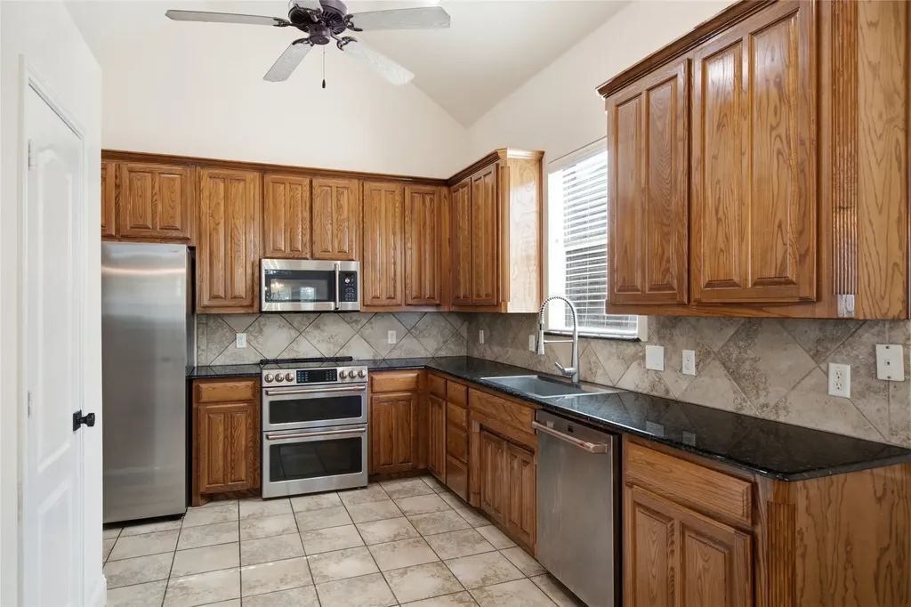 8209 Trinity Vista Trail Fort Worth TX 76053