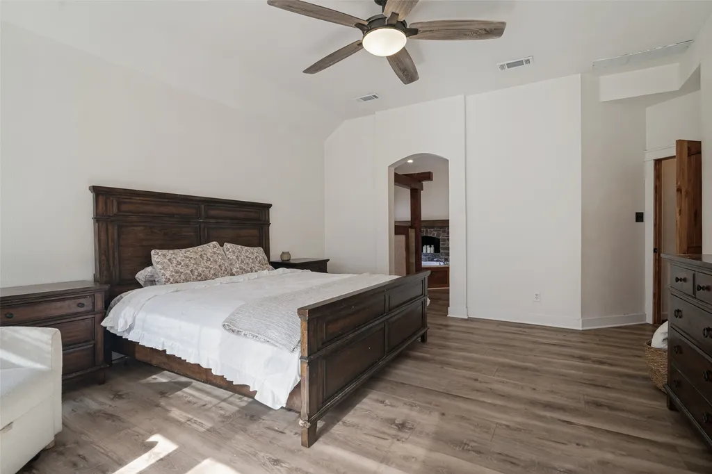6914 Morningside Way Sachse TX 75048