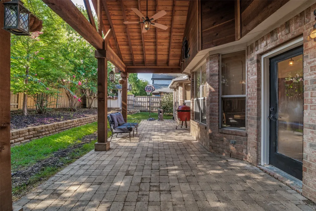 6914 Morningside Way Sachse TX 75048