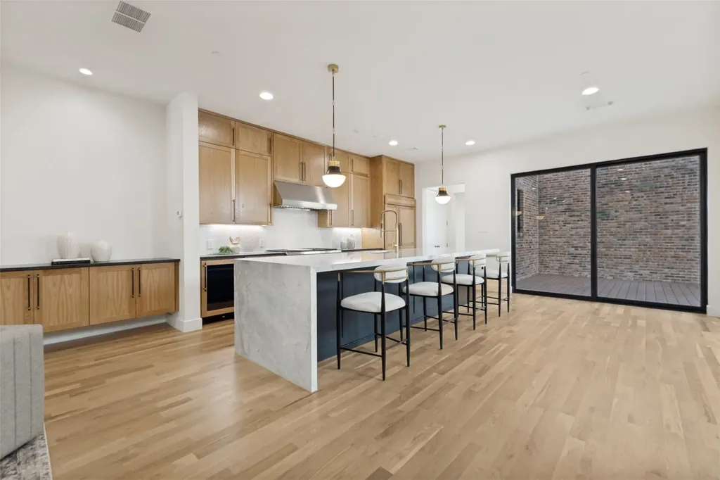3449 Asbury Street Dallas TX 75205