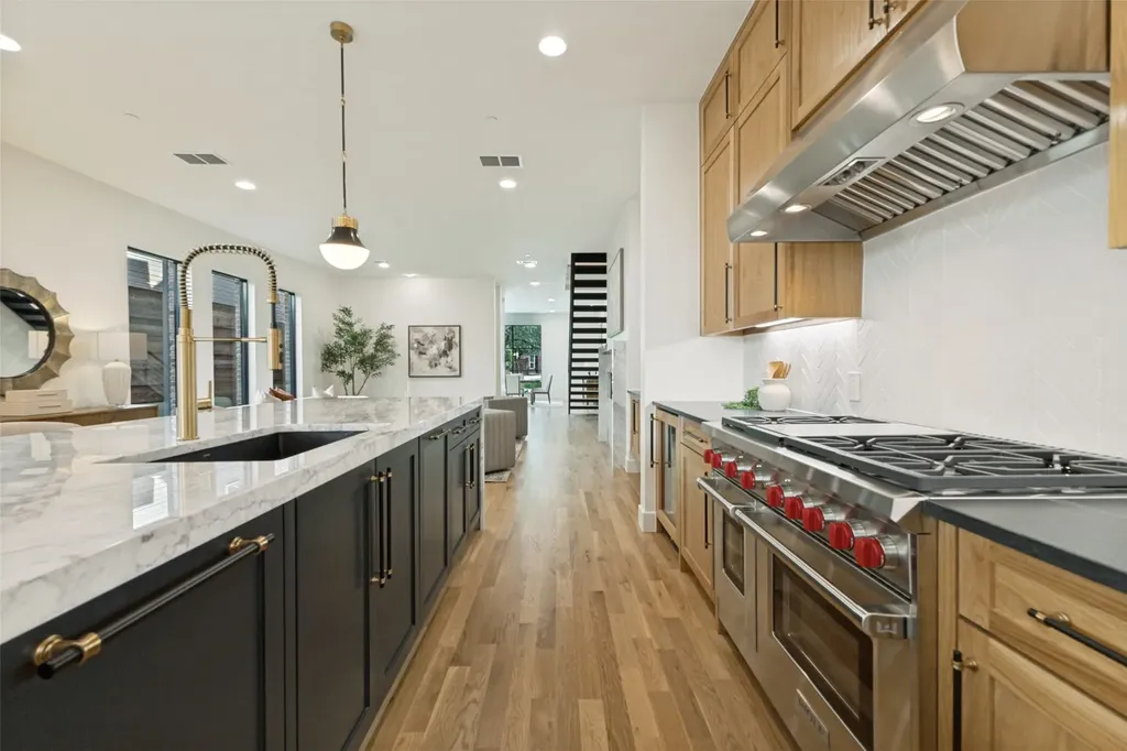 3449 Asbury Street Dallas TX 75205