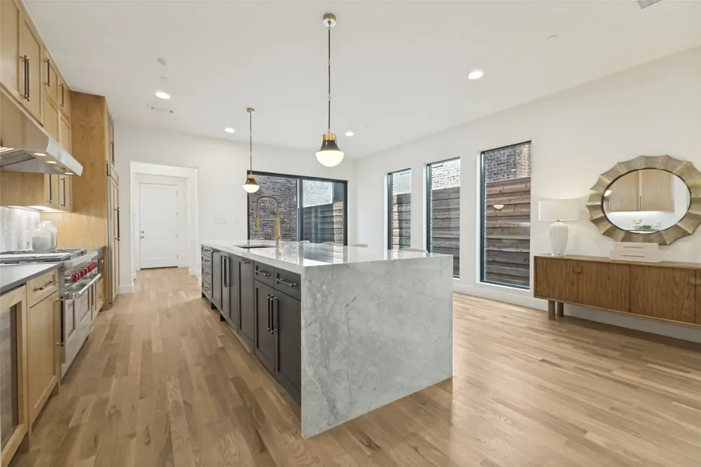 3449 Asbury Street Dallas TX 75205