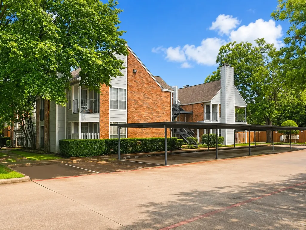 3206 S Fielder Road Arlington TX 76015