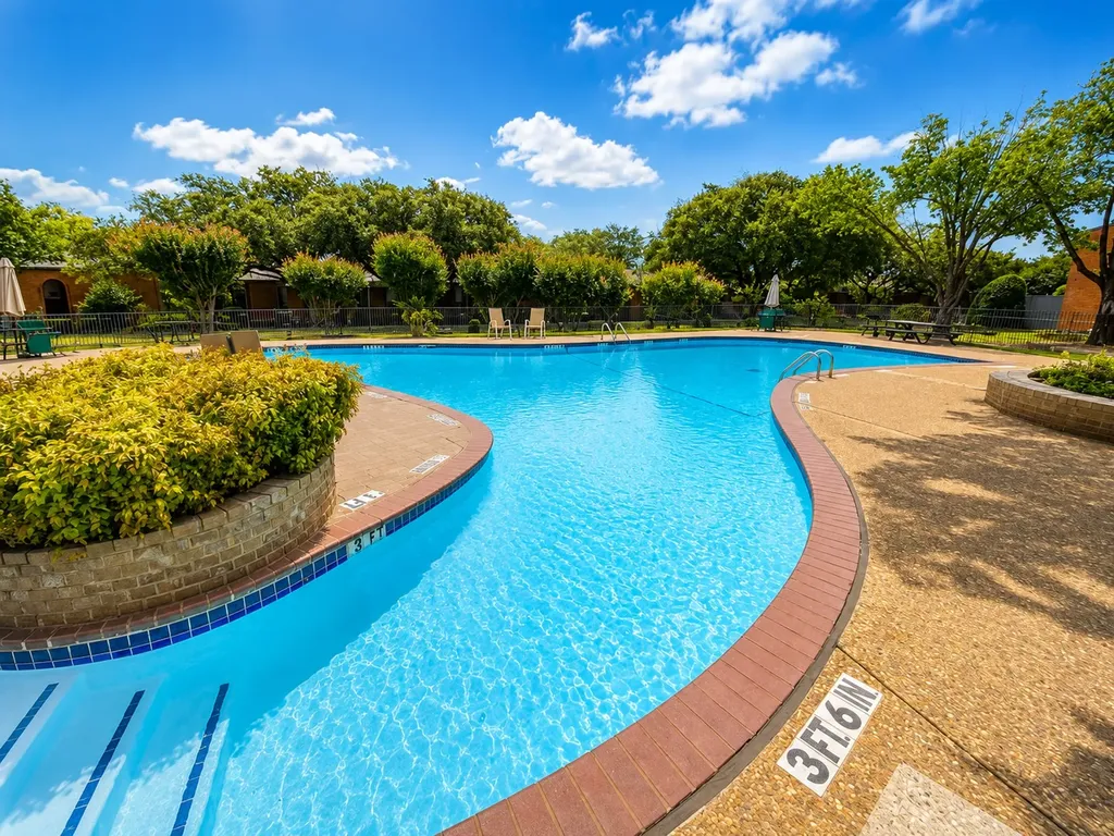 3206 S Fielder Road Arlington TX 76015