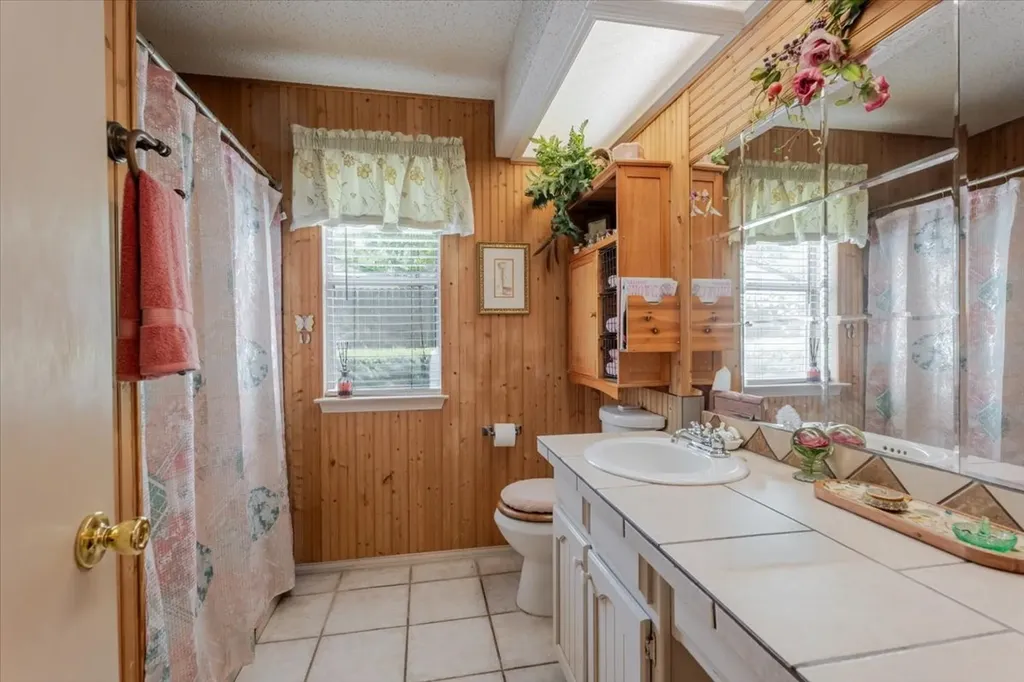 3908 Bandera Drive De Cordova TX 76049