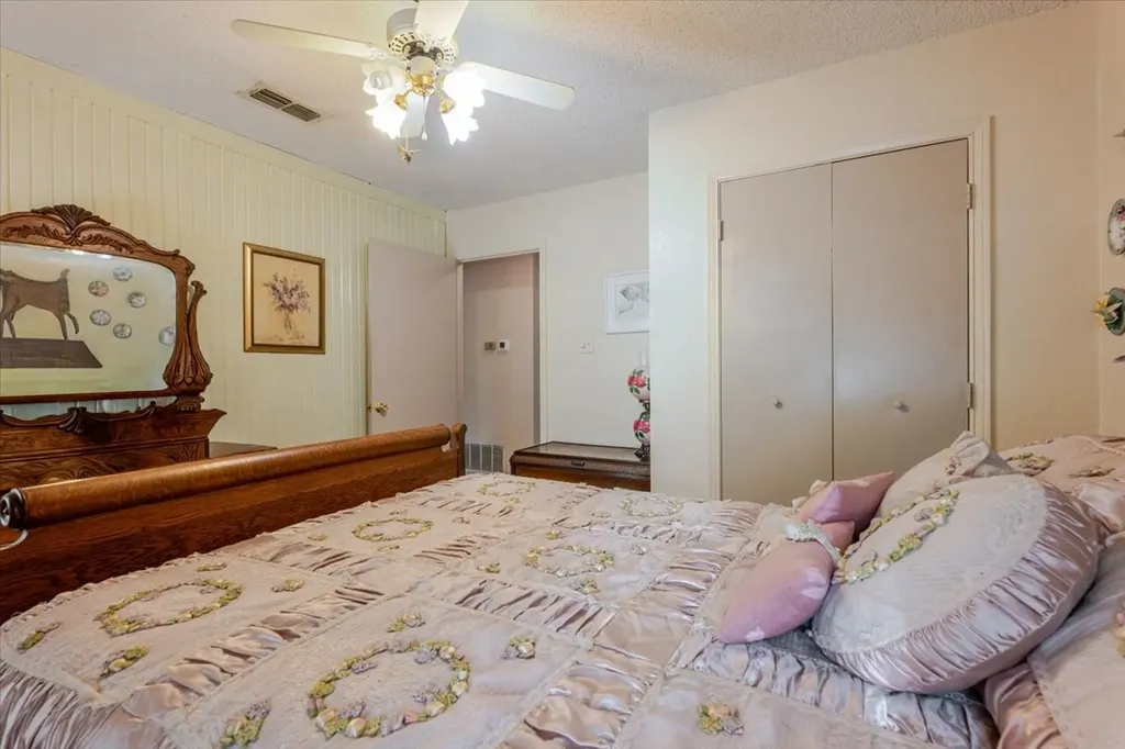 3908 Bandera Drive De Cordova TX 76049
