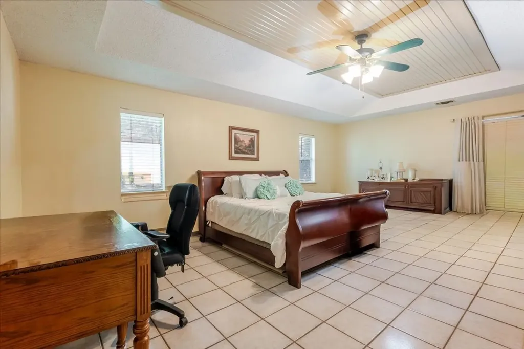 3908 Bandera Drive De Cordova TX 76049