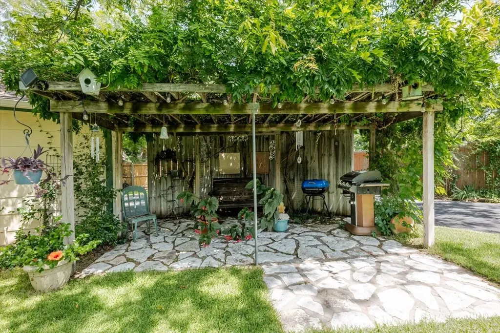 3908 Bandera Drive De Cordova TX 76049
