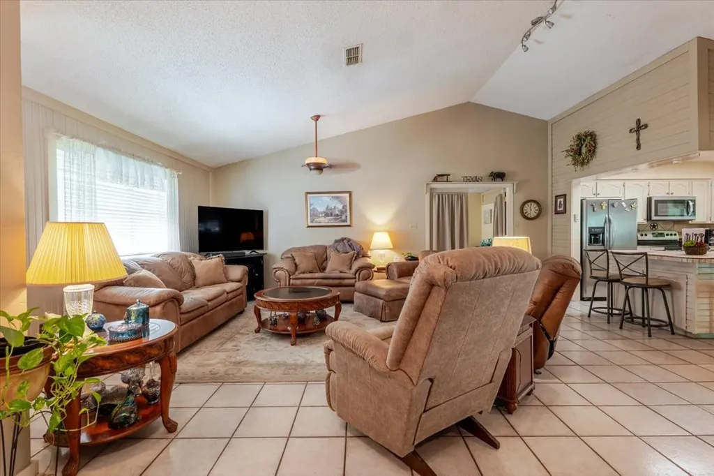 3908 Bandera Drive De Cordova TX 76049