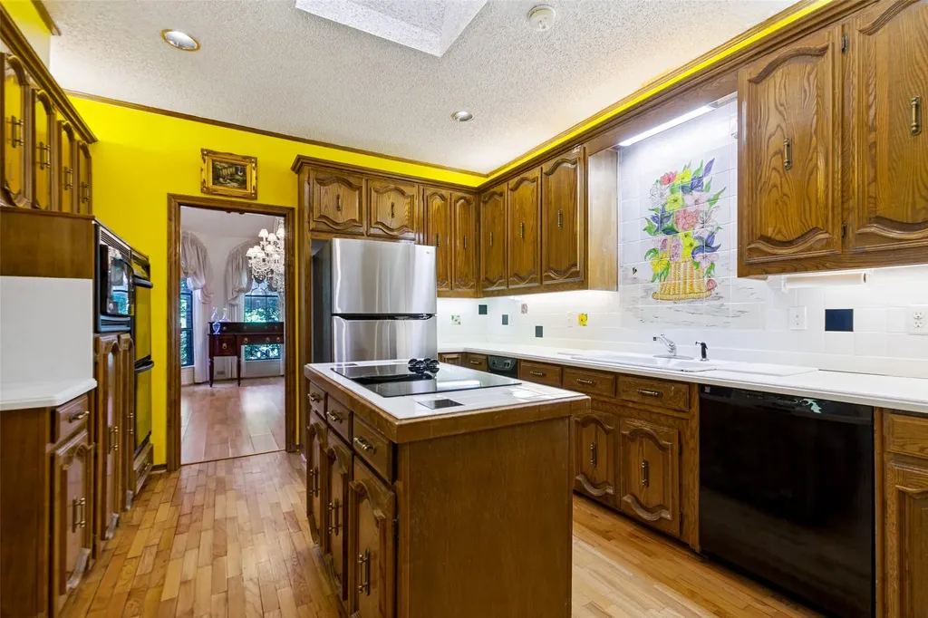 14784 Lochinvar Court Addison TX 75254