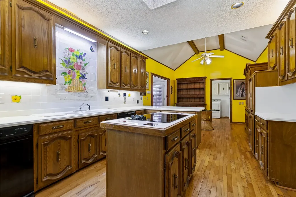 14784 Lochinvar Court Addison TX 75254
