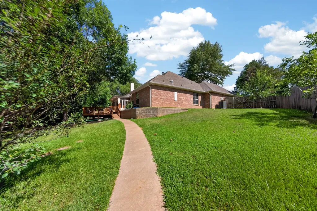 14317 Cedarwood Circle Tyler TX 75703