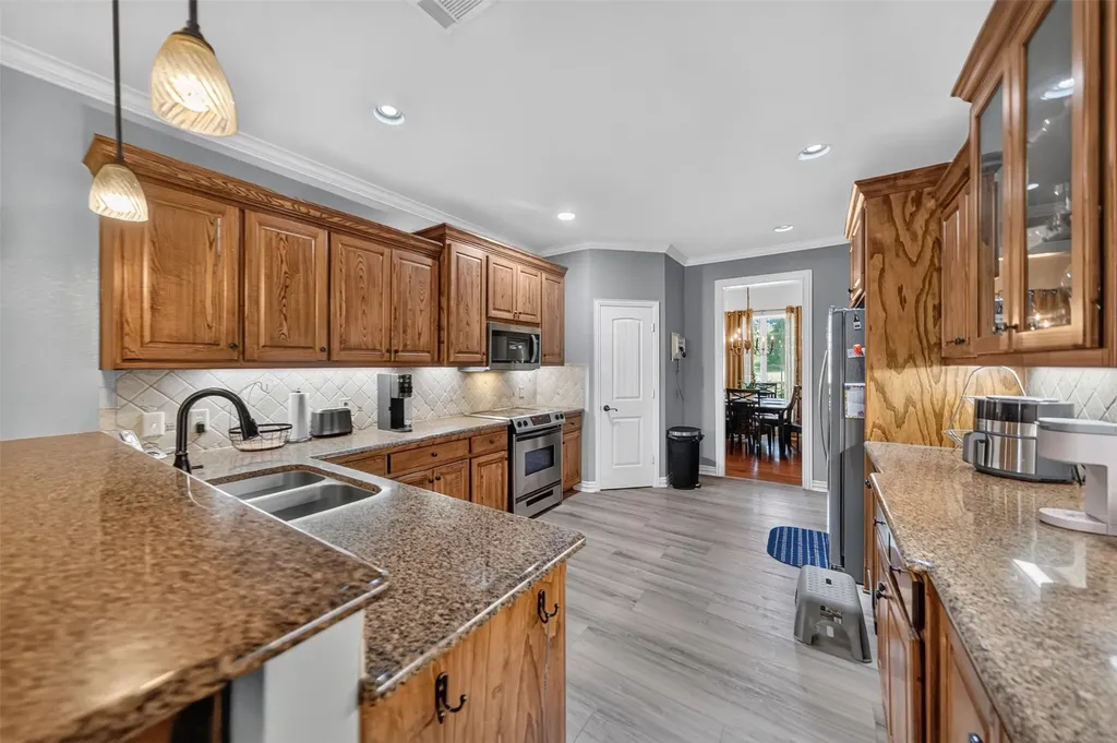 14317 Cedarwood Circle Tyler TX 75703