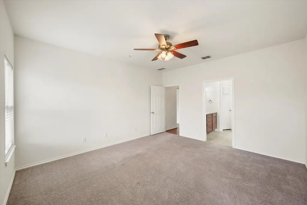 921 Winged Foot Corsicana TX 75110
