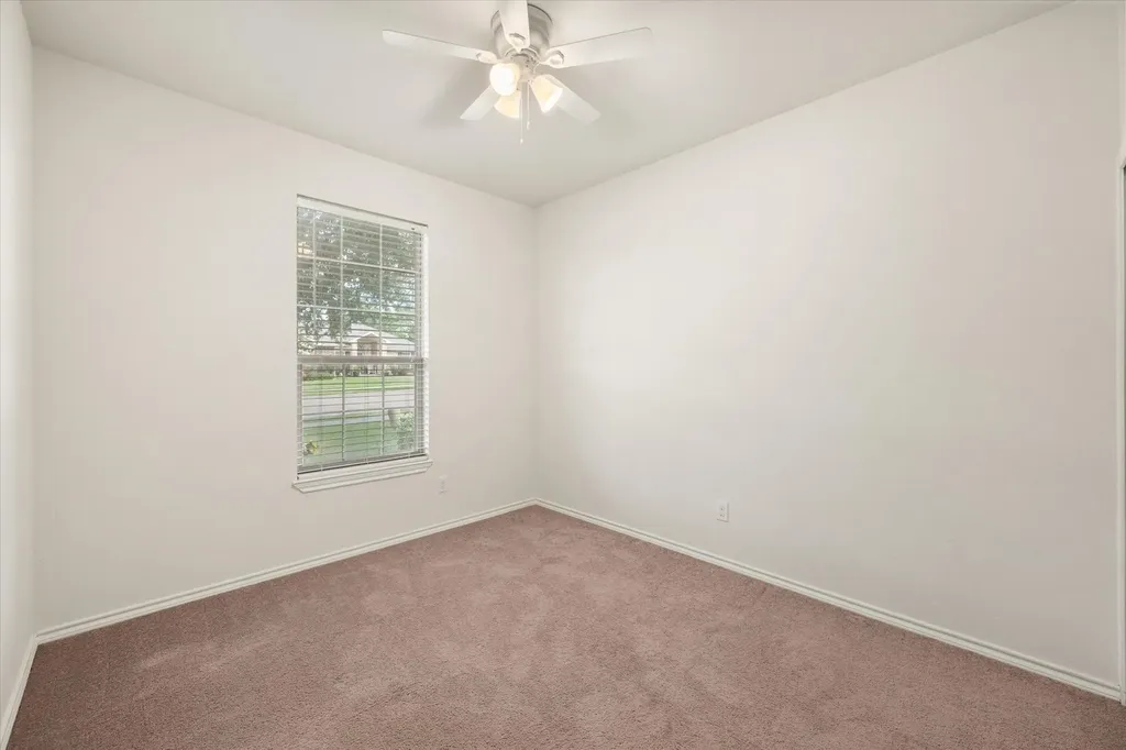 921 Winged Foot Corsicana TX 75110
