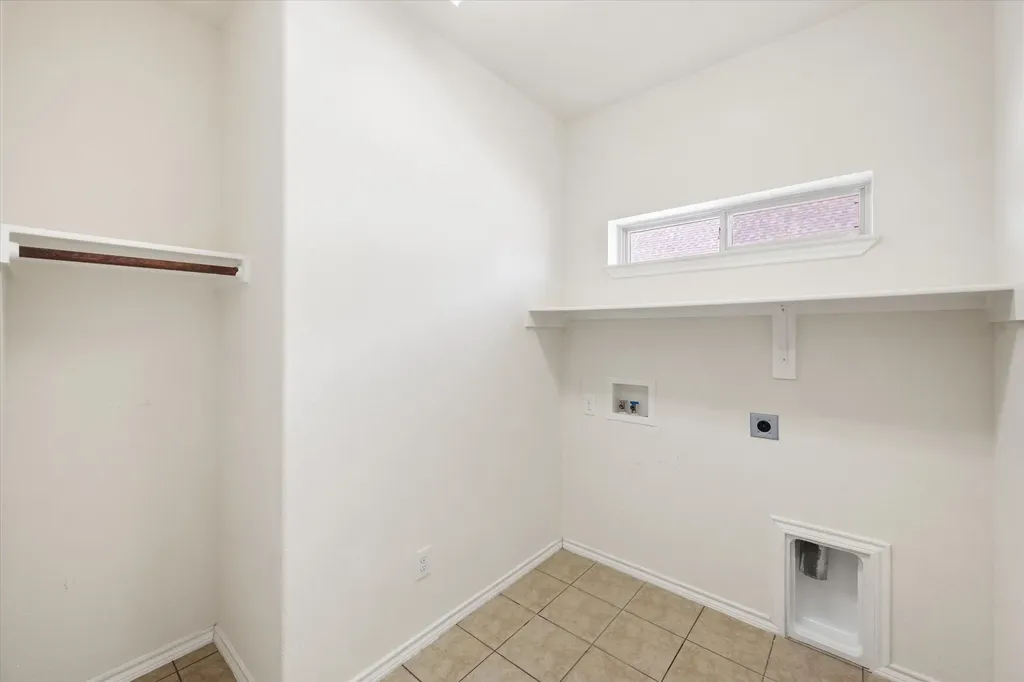 921 Winged Foot Corsicana TX 75110