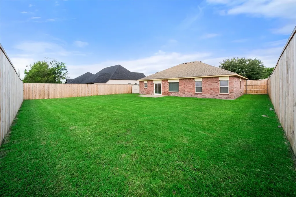 921 Winged Foot Corsicana TX 75110