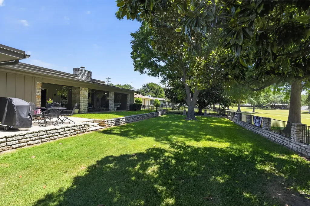 3913 Fairway Drive De Cordova TX 76049