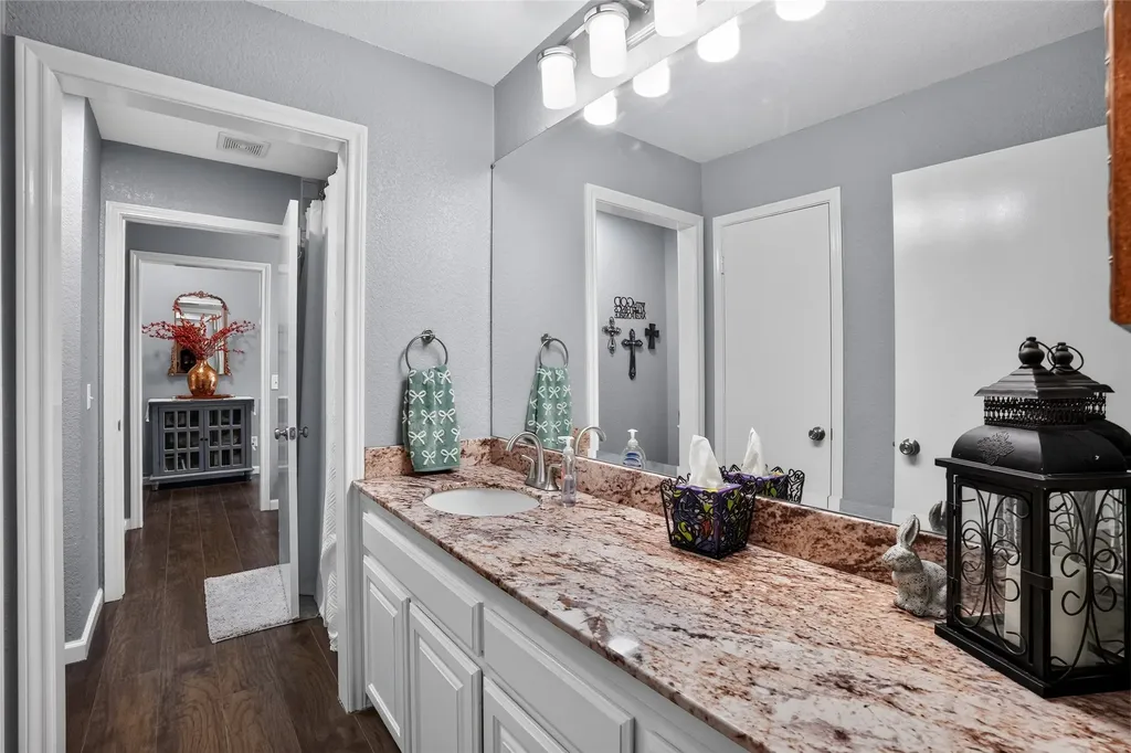 3913 Fairway Drive De Cordova TX 76049