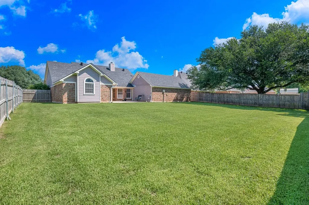 5506 Lake Side Drive Bossier City LA 71111