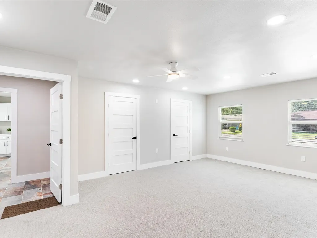 1213 Fairmont Street Irving TX 75062
