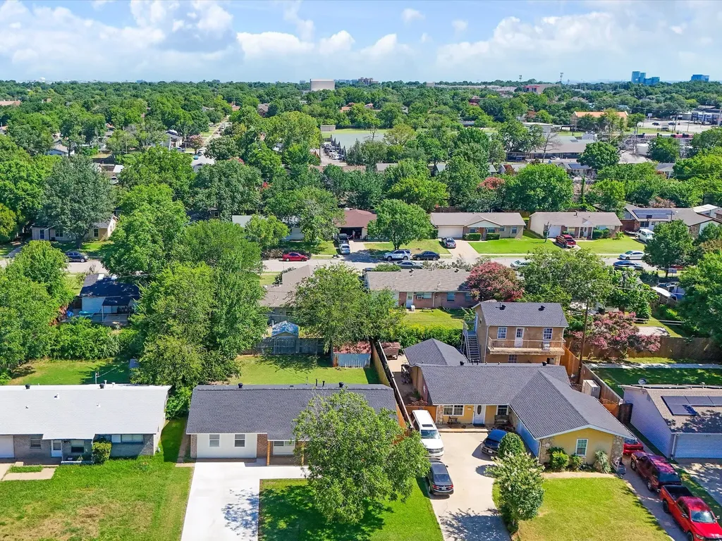 1213 Fairmont Street Irving TX 75062
