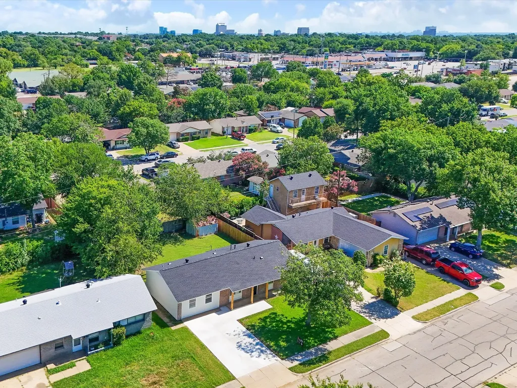 1213 Fairmont Street Irving TX 75062